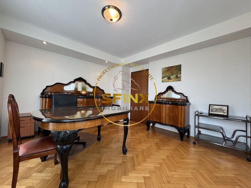 Universitate Refined Vintage in Inima Capitalei  4 Camere Spatioase si elegante in km 0