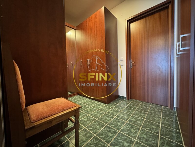 Universitate Refined Vintage in Inima Capitalei  4 Camere Spatioase si elegante in km 0